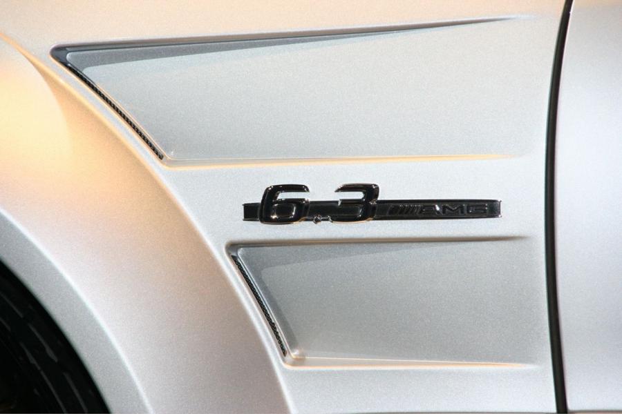  Mercedes-Benz CLK63 AMG Black Edition 2007 года  (фото 23 из 61)